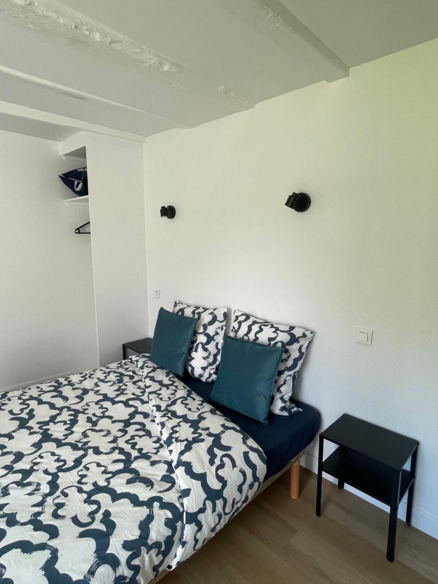 Au Pied Leve Otel Calorguen Oda fotoğraf